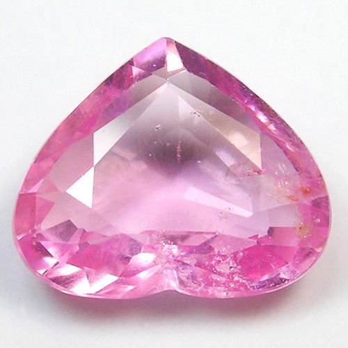 💠 just popping by to say "her cut is perfect and she's pink as well" made me wonder if Spinel came in yellow, white and blue...they do and now I want a goofy noodle gorl to come in shy, smug and genocidal variants. 💠