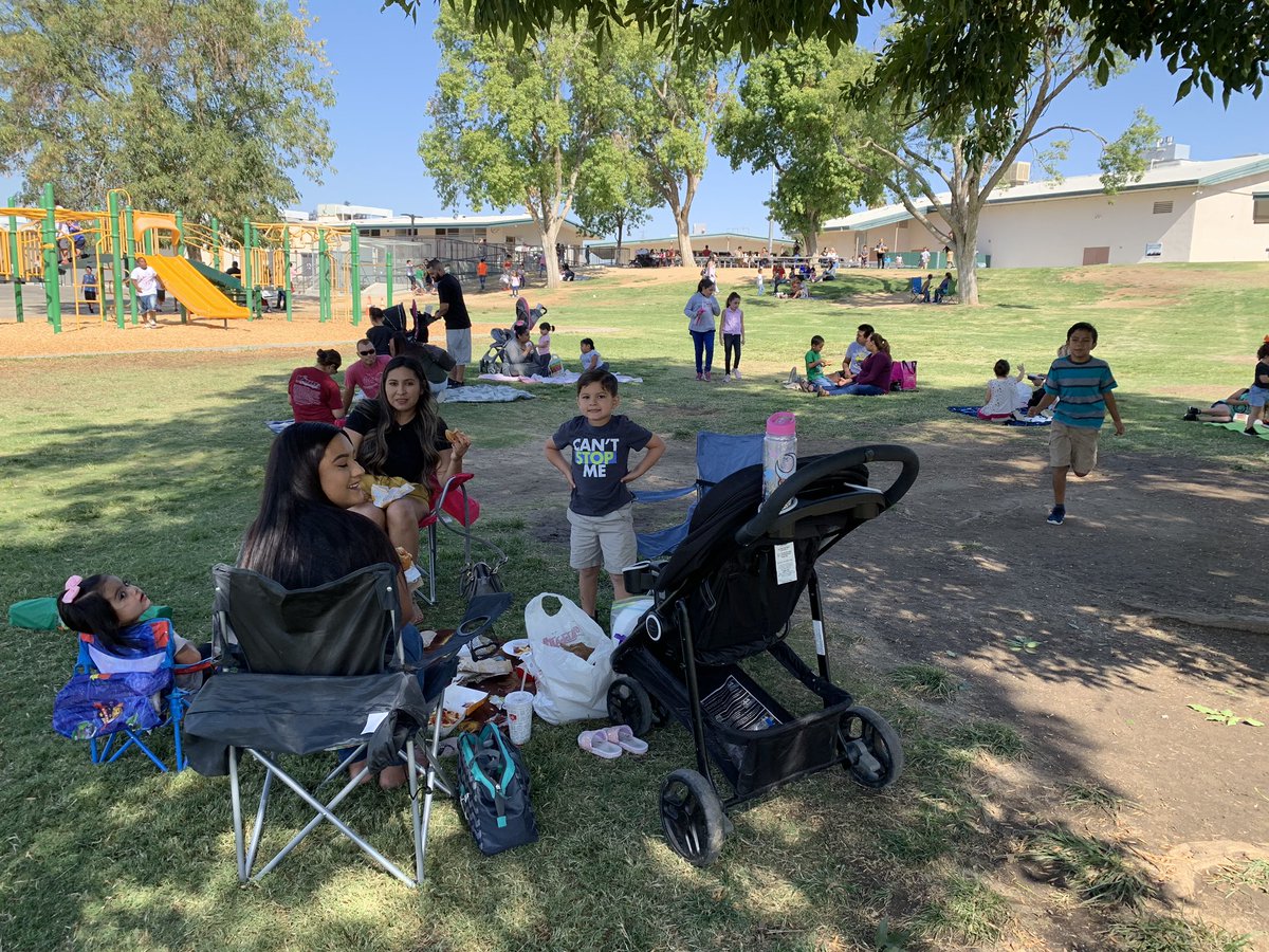 Family Picnic was a HUGE success!  Thank you to our Hort Families for visiting!!!#teamhort #teambcsd