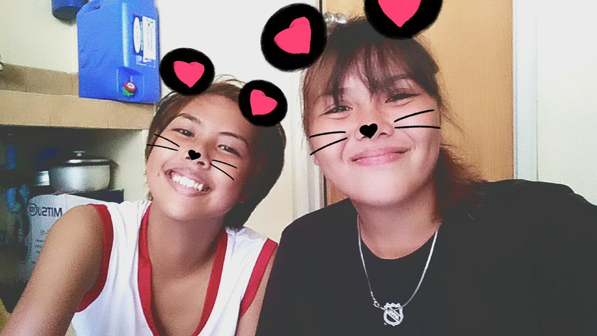 rinxbyn's tweet photo. Happy 18th Birthday babe 🎂🎁🎈 https://t.co/PGjWOtEi2S