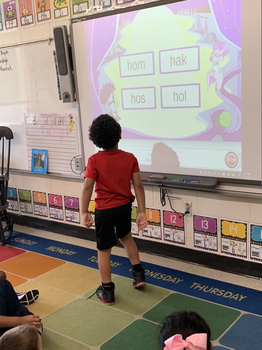 burnsstephani15's tweet photo. Our kinders are gearing up for istation next week! #ctrl #alt #succeed https://t.co/xvwfKQINjz