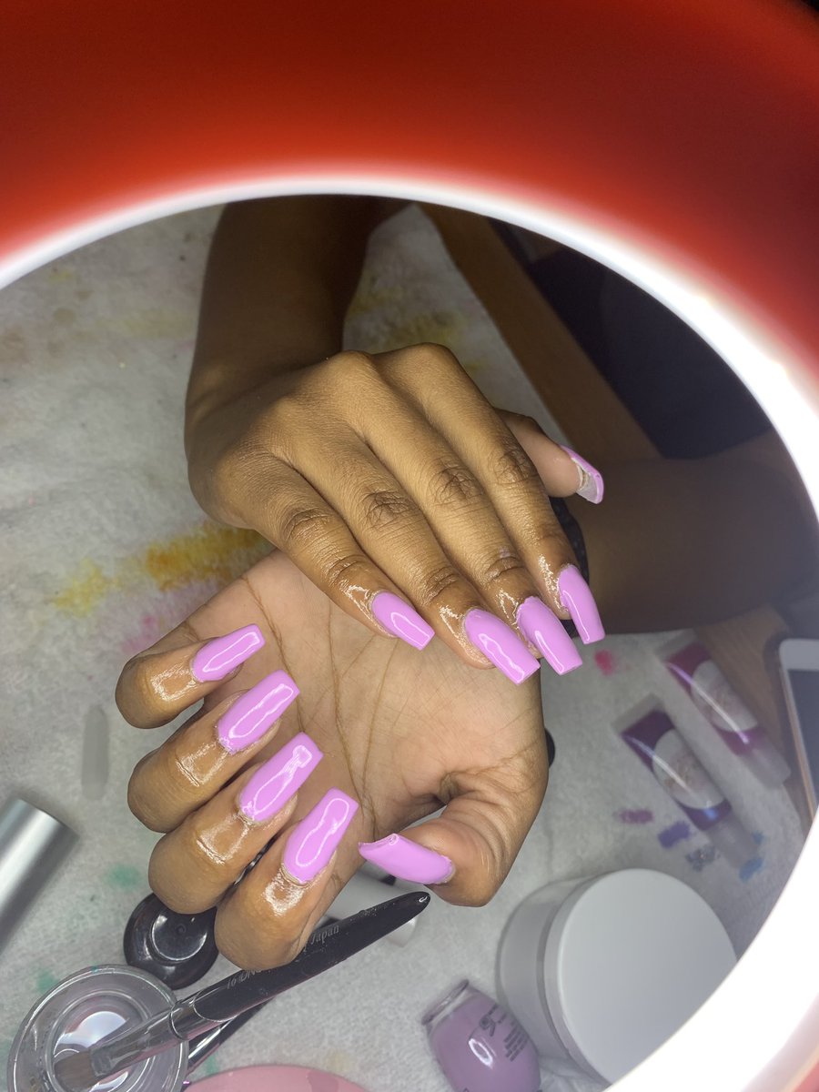 thenailplug1's tweet photo. 🦄✨ #RegularPolish https://t.co/1LLtdFfxrq