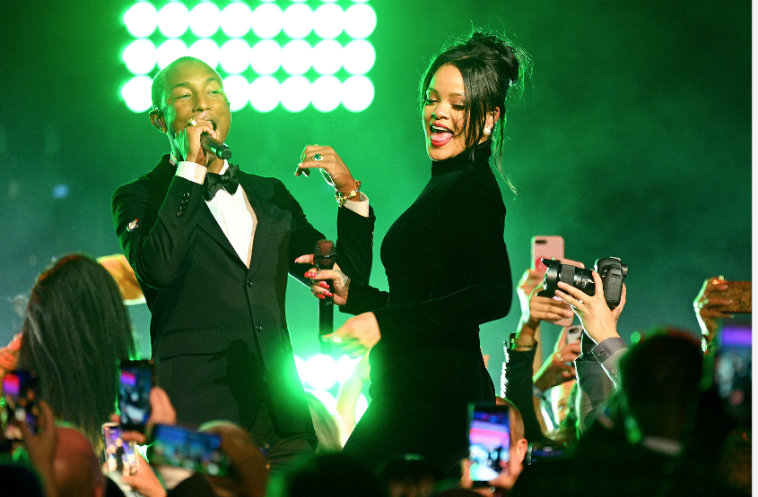 RollingStone's tweet photo. Watch Rihanna perform "Lemon" with Pharrell Williams at her Diamond Ball 2019 https://t.co/pf8sPx8Ci4 https://t.co/41R0MTz2hJ