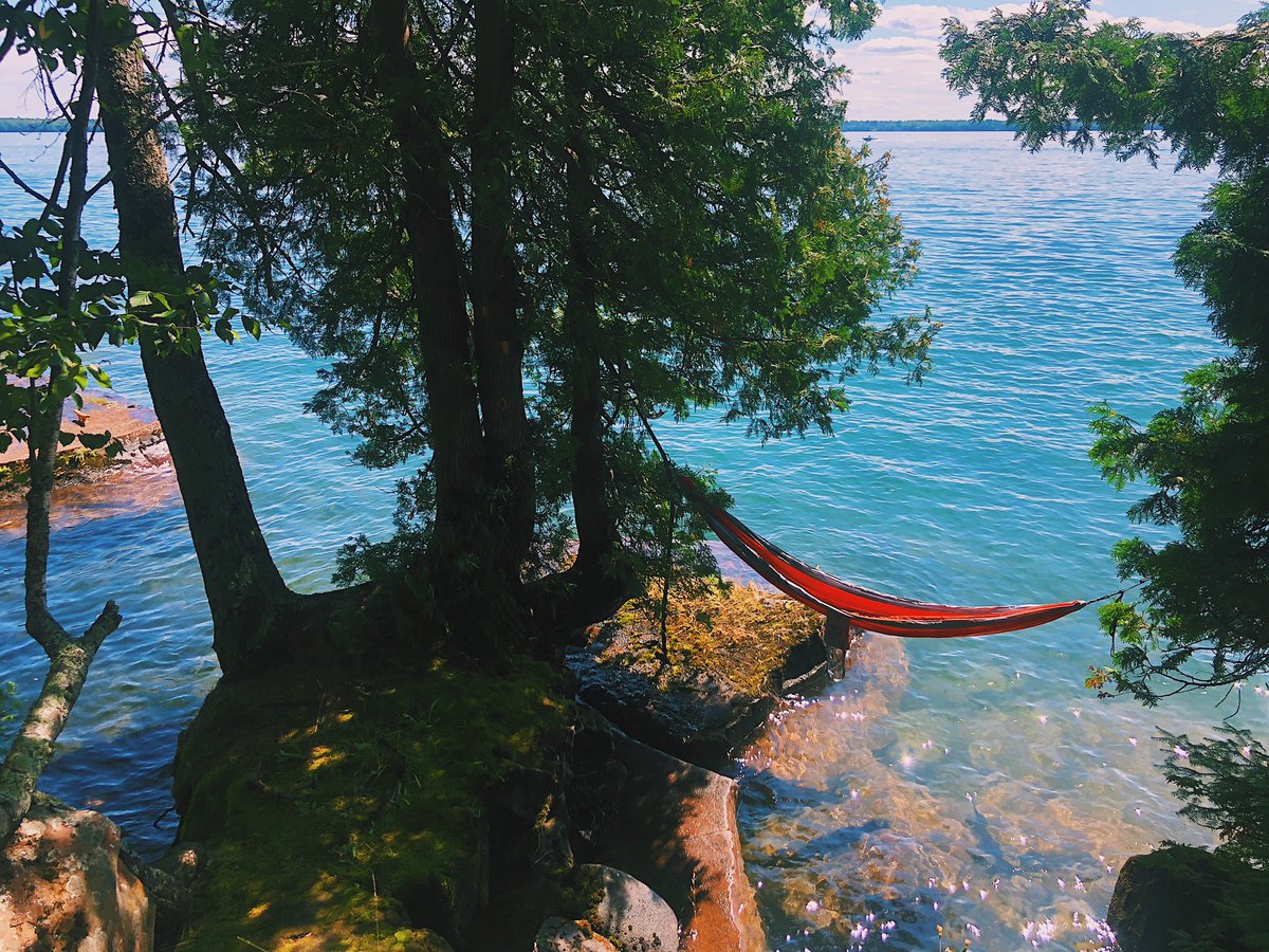 BethanyProchnow's tweet photo. I love looking through my camera roll and finding reminders of a few of my favorite things from the summer ✨ https://t.co/t7OLe7bY7l