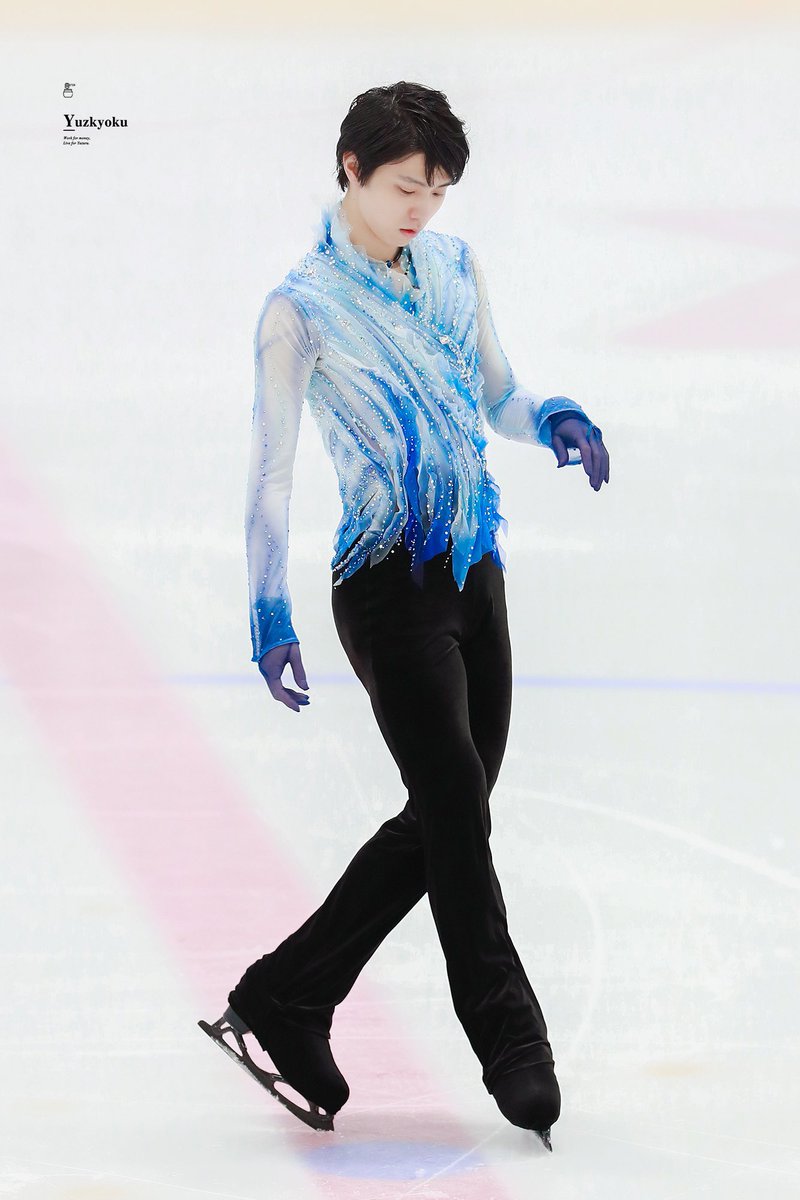 psyop_labs's tweet photo. #羽生結弦
#YuzruHanyu 

观其神寒骨清，非世间烟火人也。 https://t.co/cazQ5pJ6mD