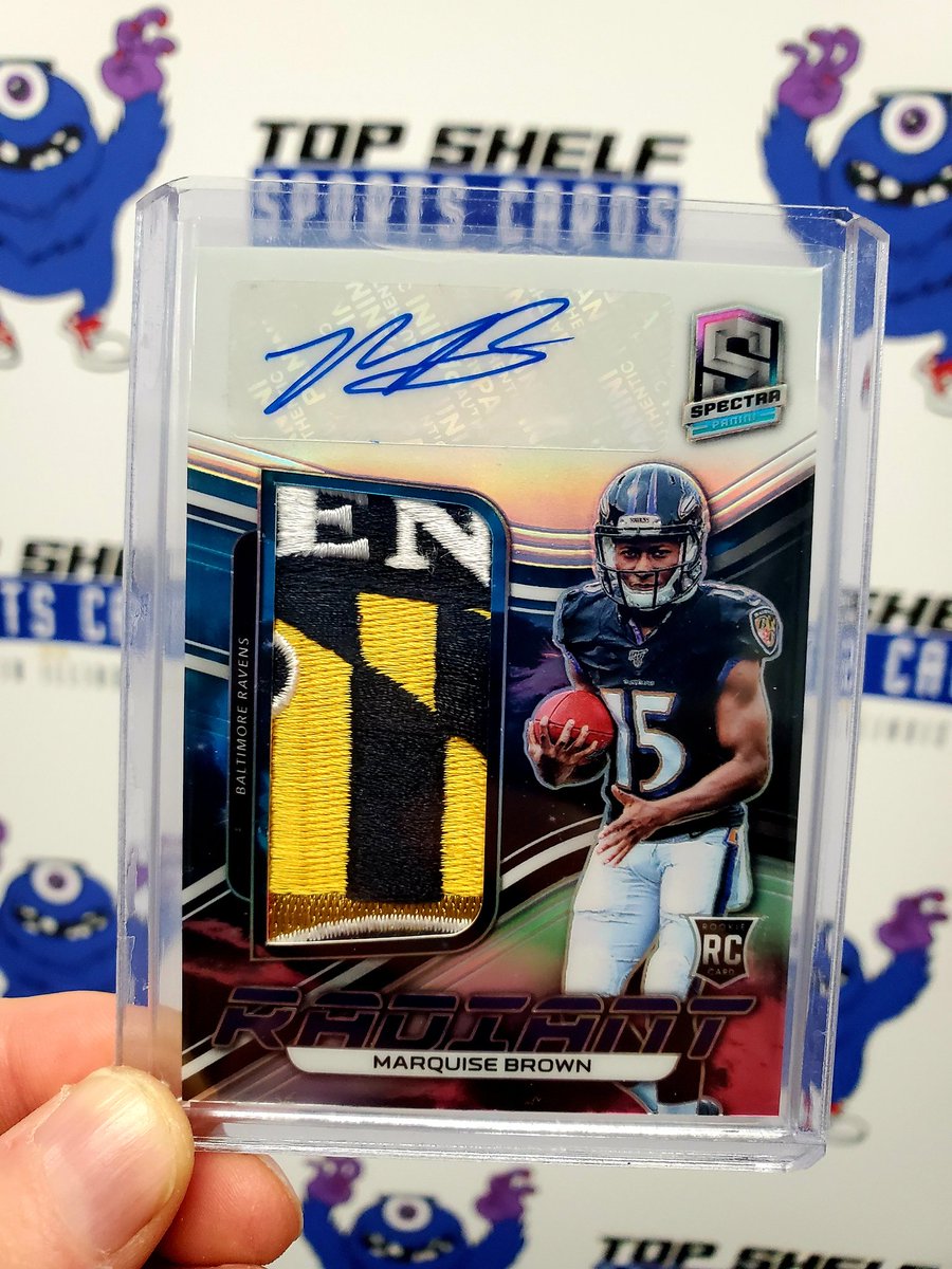 TopShelfBreaks's tweet photo. Some@PaniniAmerica monsters tonight #FTLA (fun to look at) https://t.co/EJQTO5wgF6