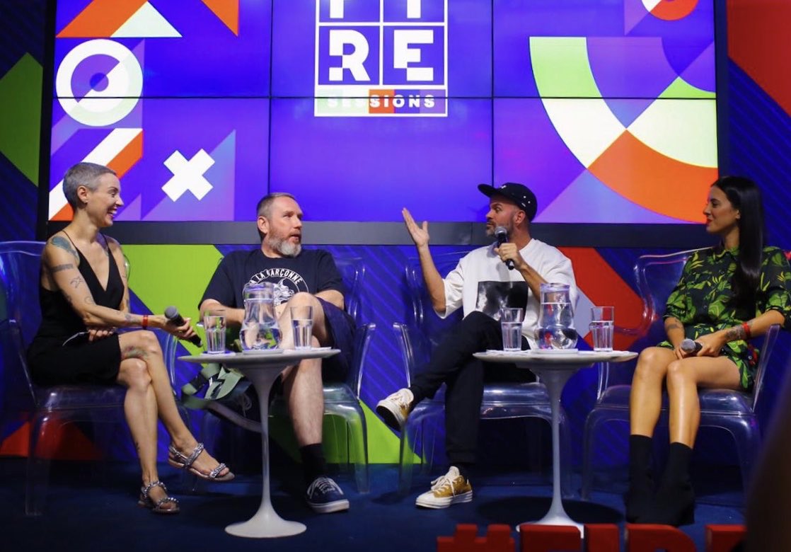 hotmart's tweet photo. Alexandre Herchcovitch, André Carvalhal e Luiza Ferraz, profissionais referência no mercado, debateram sobre moda🧣 e produção sustentável♻, com a mediação da Cris Guerra @hojevouassim. Foi uma experiência inesquecível, com insights valiosos e muitos inspiradores! #FIRESESSIONS https://t.co/3dhCl7WfTm