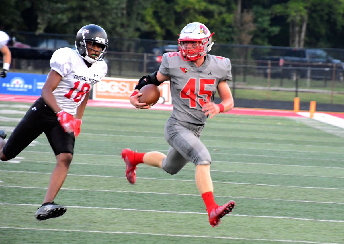 BCHAY's tweet photo. Sneak peak of some of my photos from tonight's Cardinal win over Canada. Keep your eyes pealed at my Facebook page, Brittany Chay Photography and Design for more and the full gallery. Will be posted shortly. @MentorRedline @MentorAthletics #OnceACard https://t.co/7GAkF7DahC