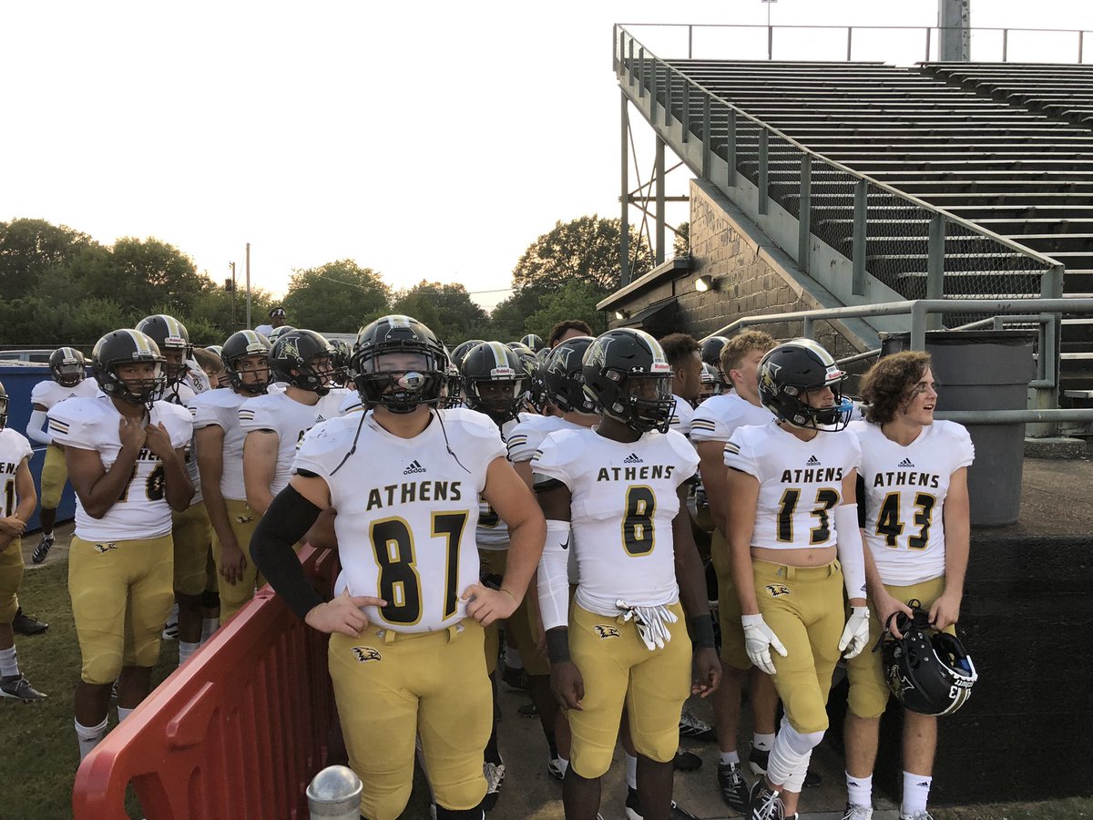 DrRickCarter1's tweet image. Share the “W” @AthensALSchools @AHS_GEBand  @athenshighfootb @ahs_section Final @AHS_Alabama 27 DHS 14! Great job by our band, football, cheer, and student section. #athensproud tomorrow: @AthensHighVB at Pricevile &amp;amp; Cross Country At Hero’s Run in @AthensAL