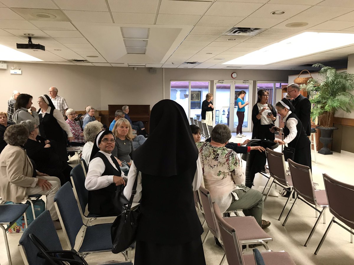 ddayler's tweet photo. The first of our “Friday’s with Father” was an enormous success! Over 90 people gathered for this first talk on the Catechism. Join us next month, and the second Friday of each month for these inspiring talks! #adultfaithformation @DioceseHamilton https://t.co/XPyMqGuMk3