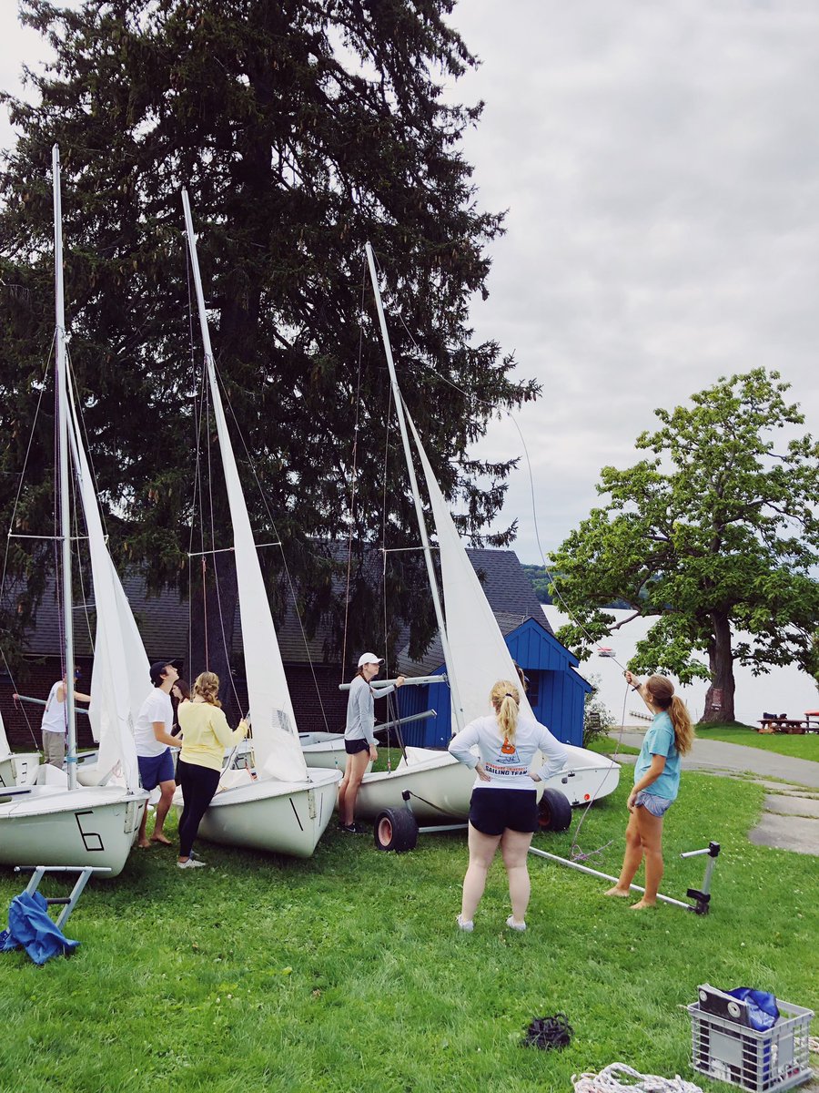 SUSailing's tweet photo. Snaps from today’s Chalk Talk &amp; Beginner’s Practice back on our beloved Cazenovia Lake for the start of our Fall Season🍊⛵️ https://t.co/IGsAj61PYA