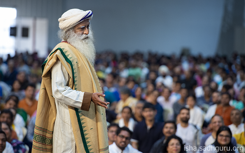 SadhguruJV's tweet photo. Anger is not action – it is reaction. A state of reaction is a state of enslavement. #SadhguruQuotes https://t.co/7celSmTqjI