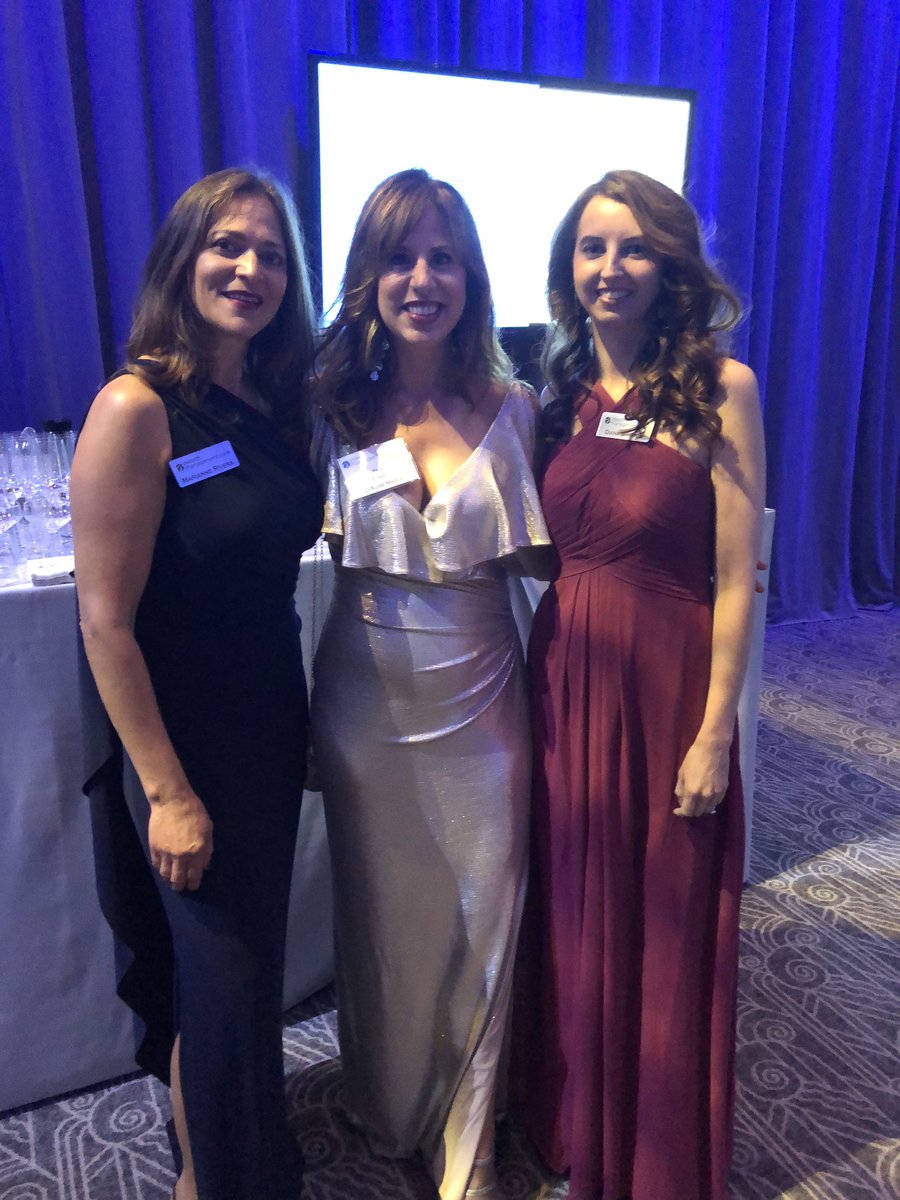 tinacpowell's tweet photo. These special women at the @wealth_mgmt #wealthies make the industry shine bright 🌟@Diana_Britton Marianne Rivera @megan_ficomm @DaniFava_TDA @danielle_fava @Vanessa_TDA Tara Boerum #WMIA19 https://t.co/mJlSMS4SnG