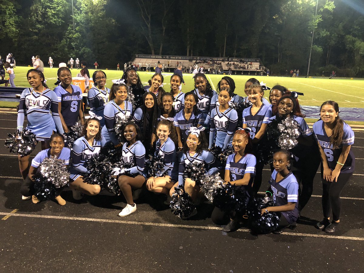 SHSDevilsSpirit's tweet photo. We had so much fun with @aehscheer tonight! Great job to all the wonderful ladies on our Devils Spirit Squads! https://t.co/Uyl1iSGTuM