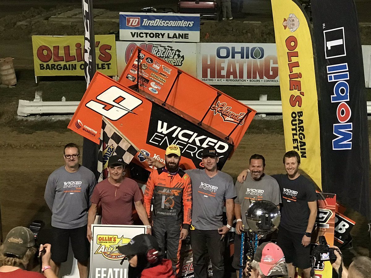 bpracingproduct's tweet photo. Congratulations on another win at @AtomicSpeedway @JamesMcFadden25 and @KKRdirt #winnerswin #bpwinner https://t.co/4Niup3q4ME