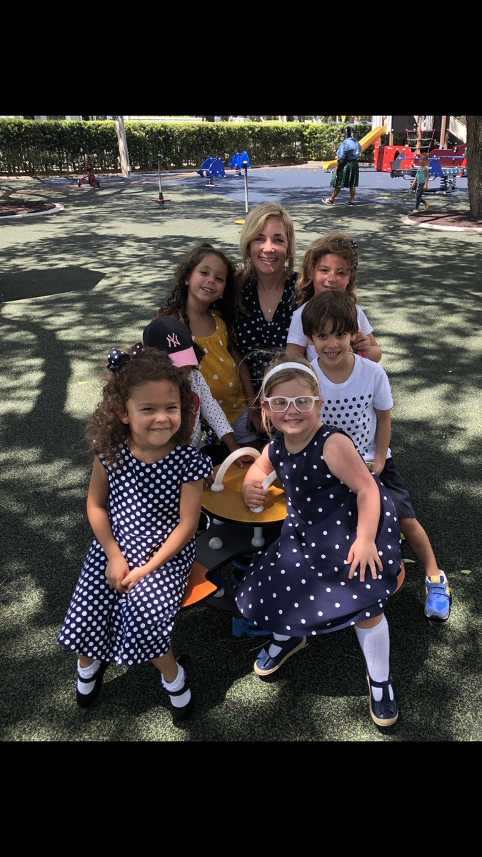 LSharpJacobs's tweet image. Dot Day fun with JrK... The sky is the limit #gslearning