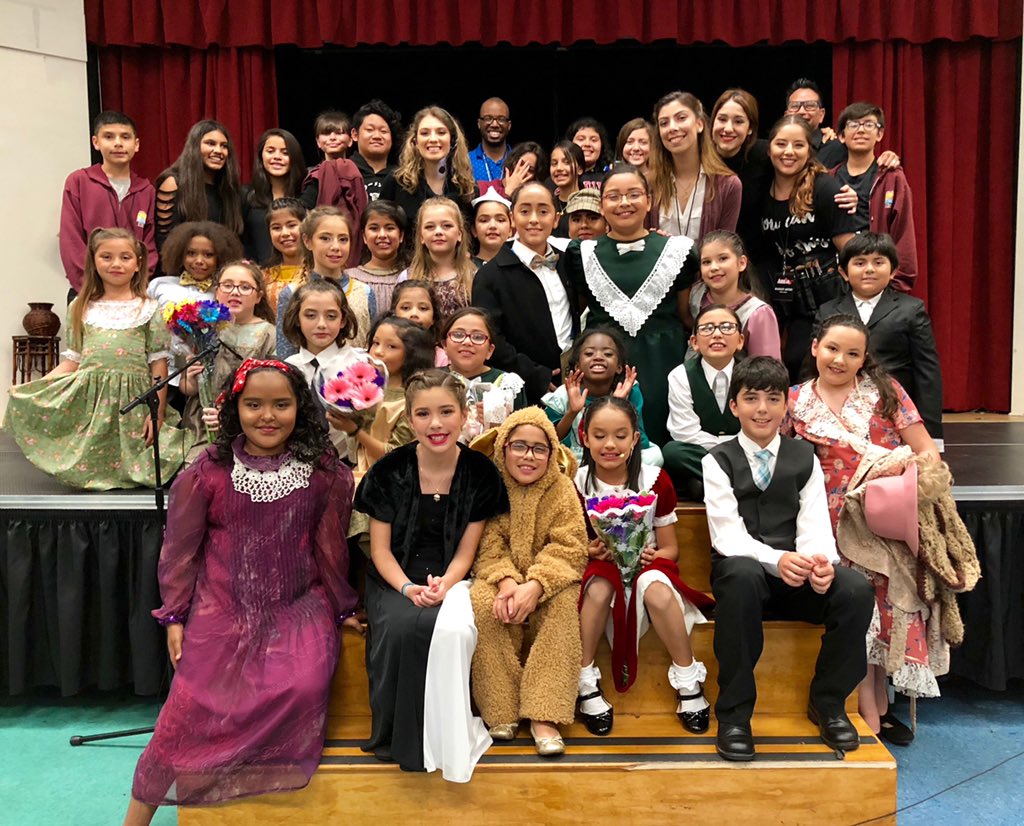 FeasterCharter's tweet photo. We are getting ready for our #AladdinJr production and have started a @gofundme Account for our students’ costumes! Feel free to share this link https://t.co/rmCEedkvxu & help support our #VAPA program! Thank you for any support or shares you are able to do! #feasterlearn #CVESD https://t.co/Qp7yqrT9Gg