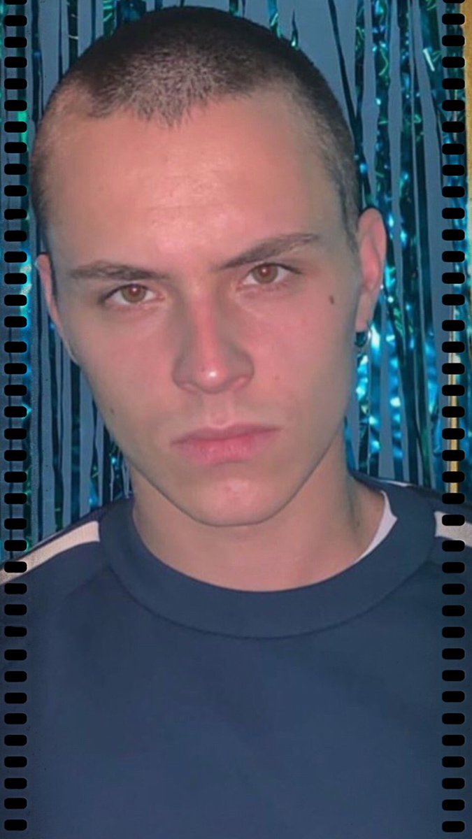 omanderendless's tweet photo. Fondos de pantallas de Arón Piper 💕💕💕 Wallpapers from Aron Piper 💗💗💗 #AronPiper #EliteNetflix #netflixes  con amor 💖 with love https://t.co/kTAUxTY9TL