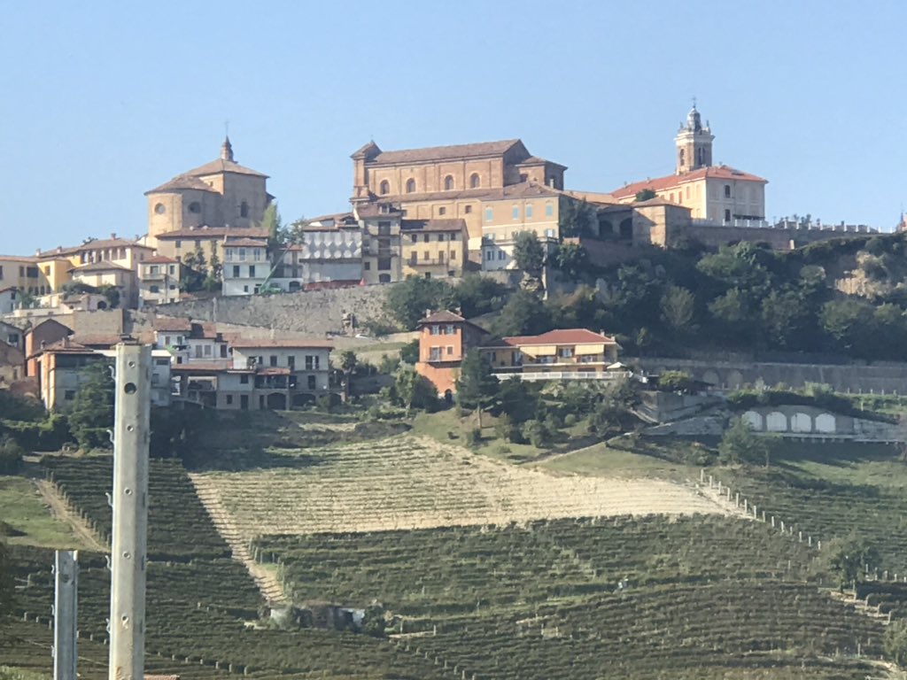 Driving around #LaMorra in #barolodocg from #CruCerequiovines