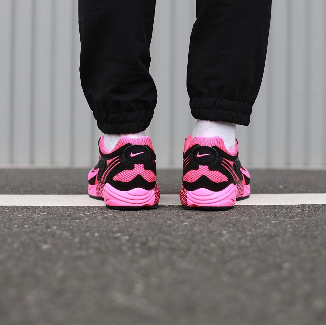 nike ghost racer pink