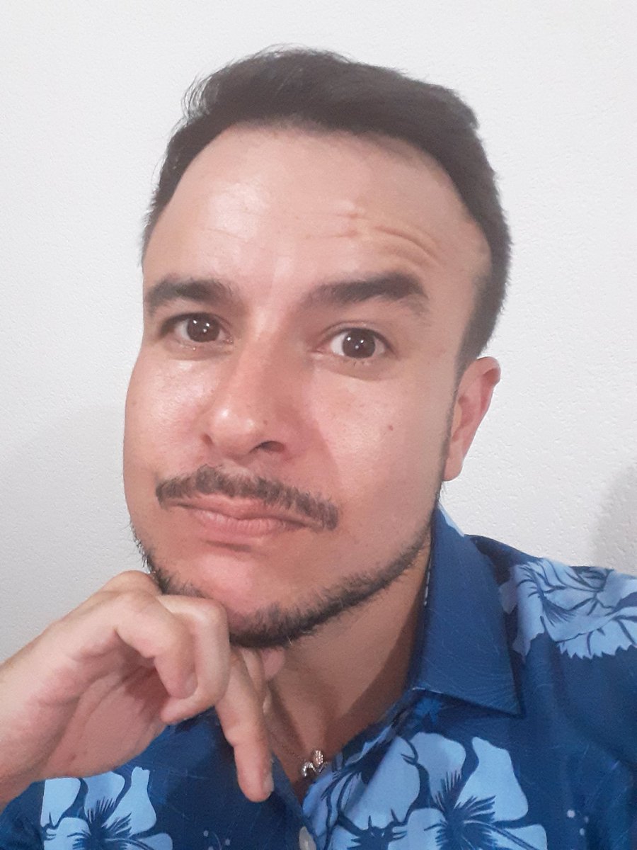 ponchopadilla's tweet photo. Este chamaco ya tiene 35 años... #Ruqueando https://t.co/VjdDweGAYq