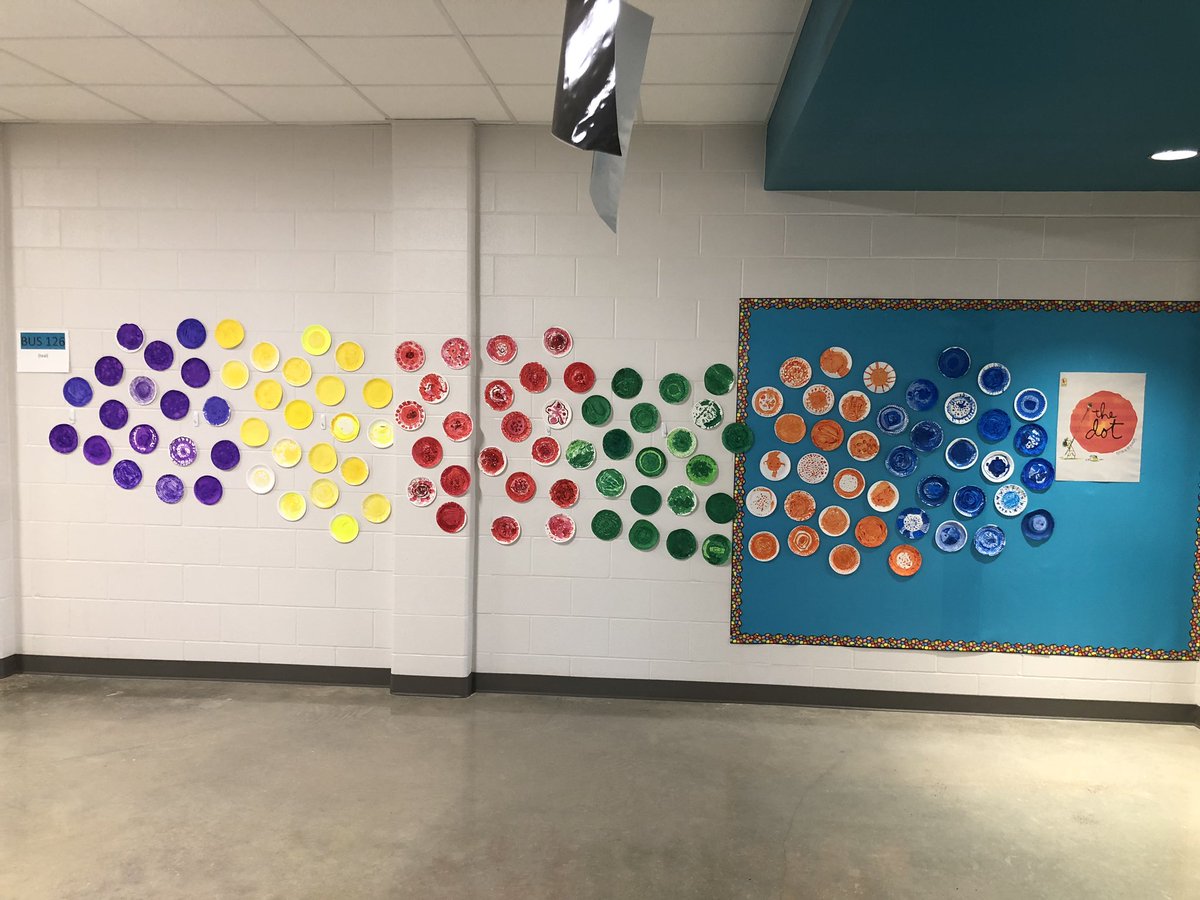 SalgeJennifer's tweet photo. Our students made their mark today at Rose Garden Elementary.  Each first grader created their own unique dot as part of our International Dot Day celebration!  .  #DotDay @peterhreynolds @CwardRoseGarden @SUribe20 @MelissaKiolbas1 @JDereadt @RoseGardenElem https://t.co/pJLyW5G5bM