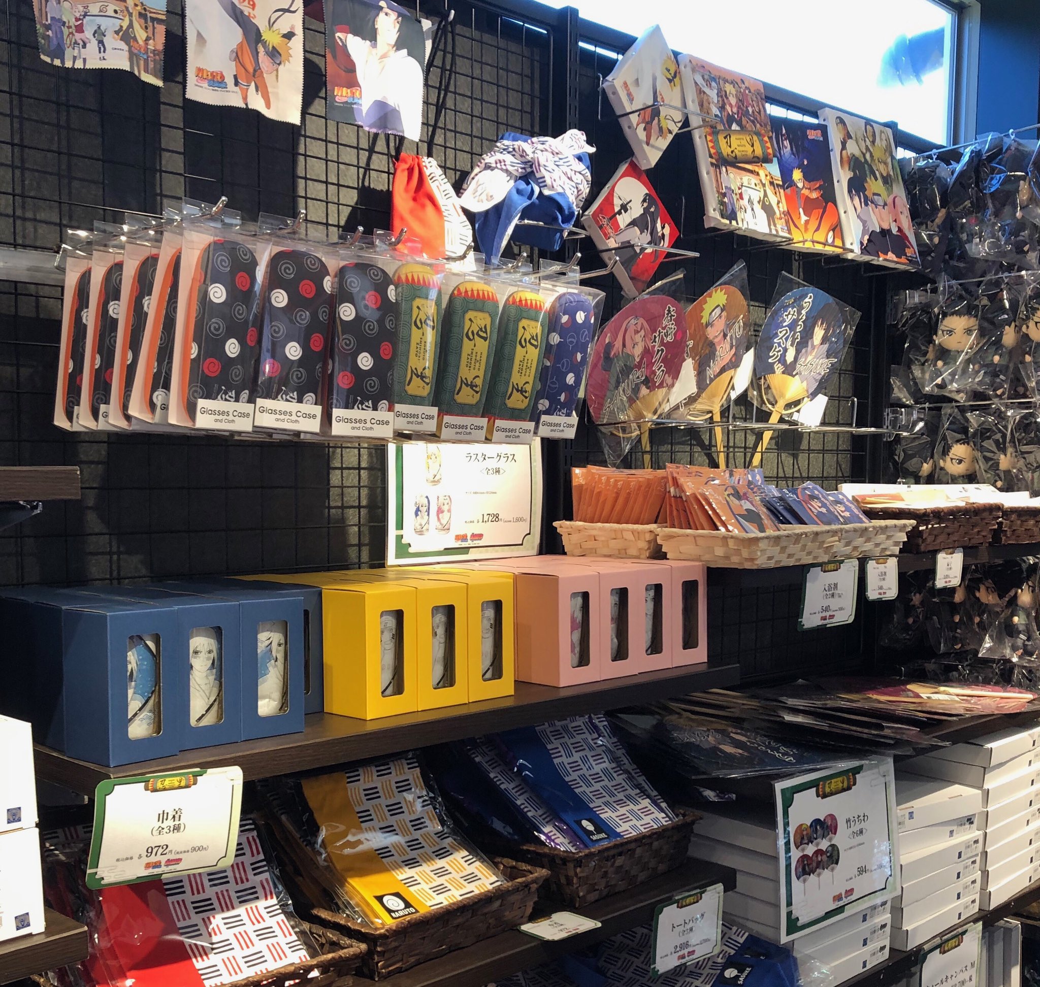 匿名配送⭕即購入⭕NARUTOJ-WORLDTOKYO生産終了レア木札ストラップ NARUTO -ナルト- 疾風伝 20th Anniversary POP UP SHOP in TOWER