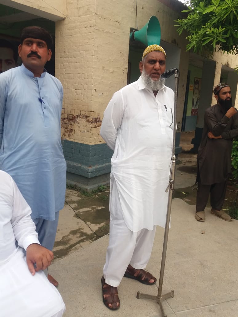 IqbalShnsjaved's tweet photo. Today health session is conducted at government model high school sarai alamgir in which more than 1400 students and teachers participated.principle ch munawar Hussain,Ddho Dr Shakeel Anwar minhas and SHNS Javed Iqbal ch give lecture and awareness about dengue fever https://t.co/4ujGQua7Uq