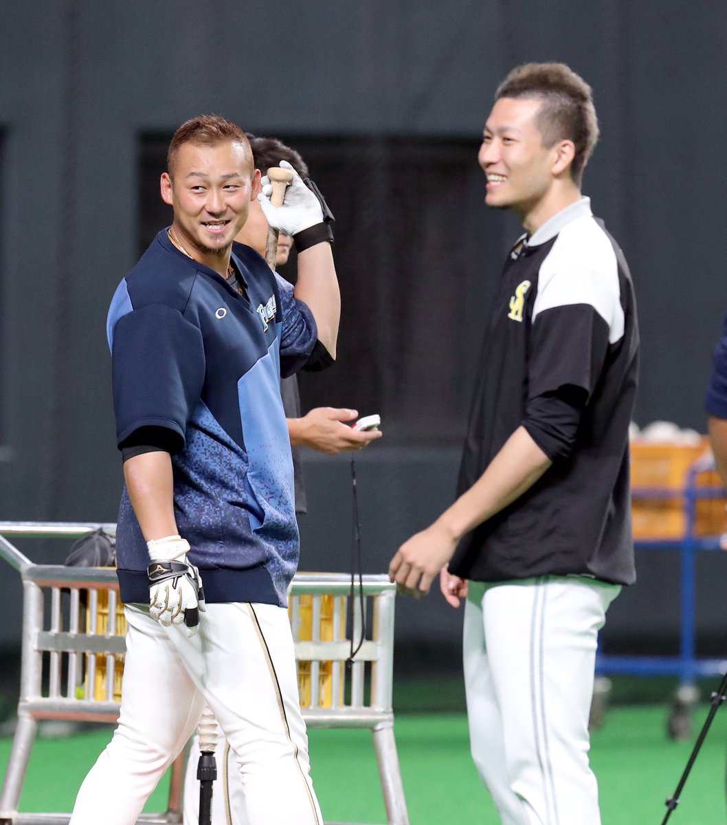 日刊スポーツ 日本ハム担当 佐藤カメラマン の推しショット 中田翔 千賀滉大 笑顔 西川遥輝 バランスボール リラックス 加藤貴之 清宮幸太郎 苦笑い Lovefigters Sbhawks 札幌ドーム