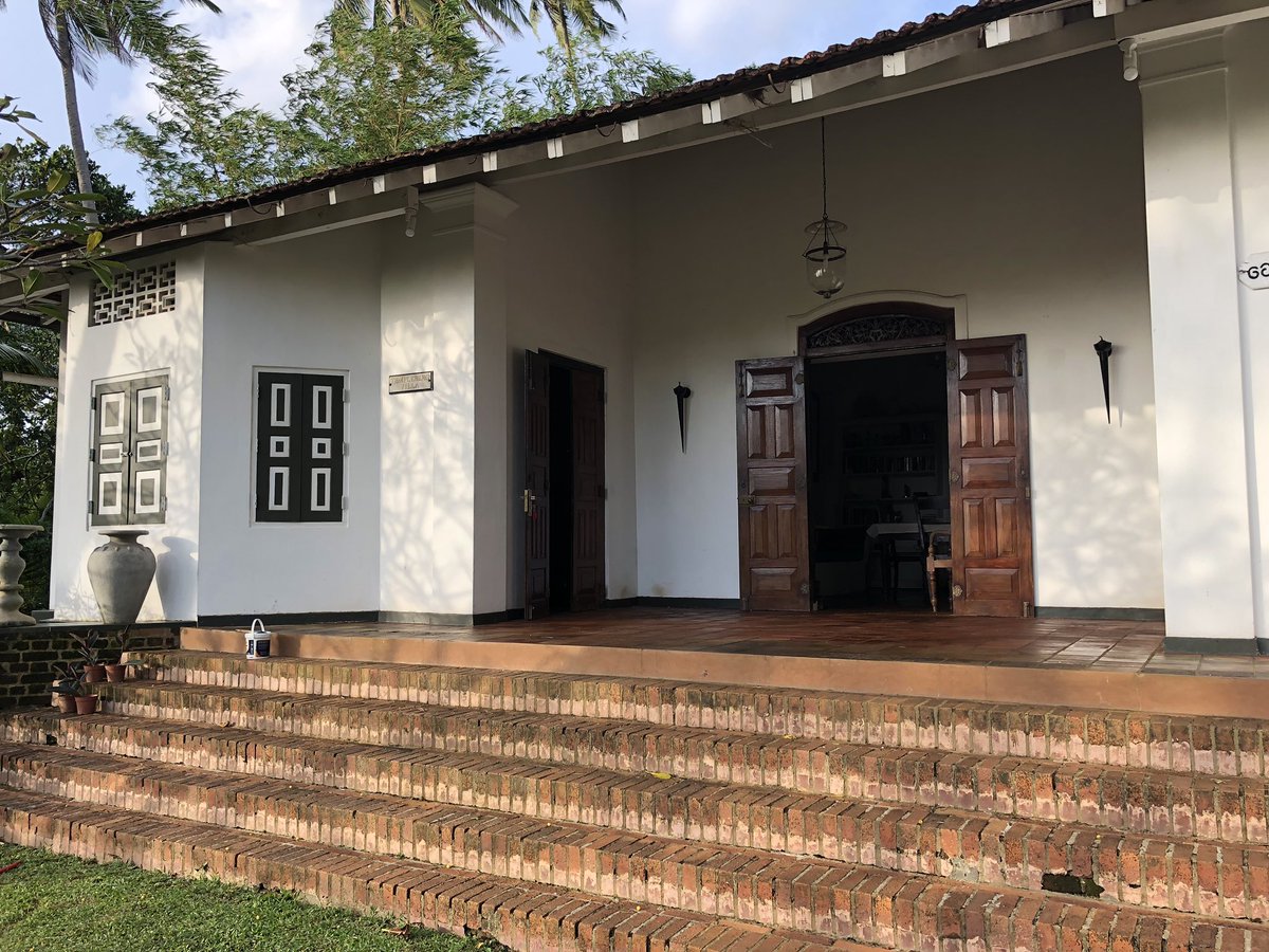 Have you been dreaming about a colonial villa stay? Check out our Dutch Colonial styling. All this for a few hundred a night. Check out our AirBNB link. Add it to your Wishlist. #srilanka #galle #travel