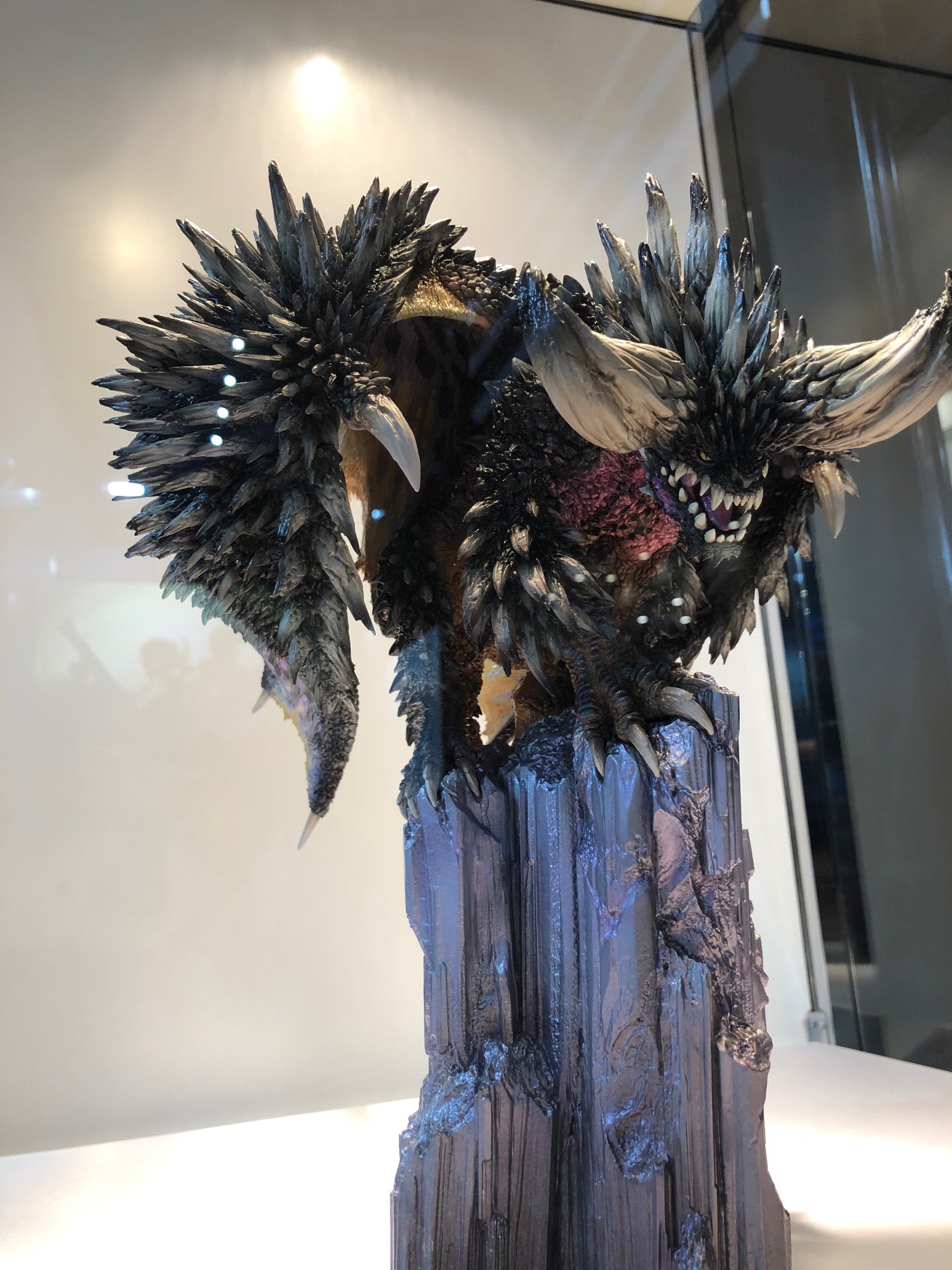 モンスターハンターワールド:アイスボーン公式 on X: モンスターハンターワールド:アイスボーン公式 on X: