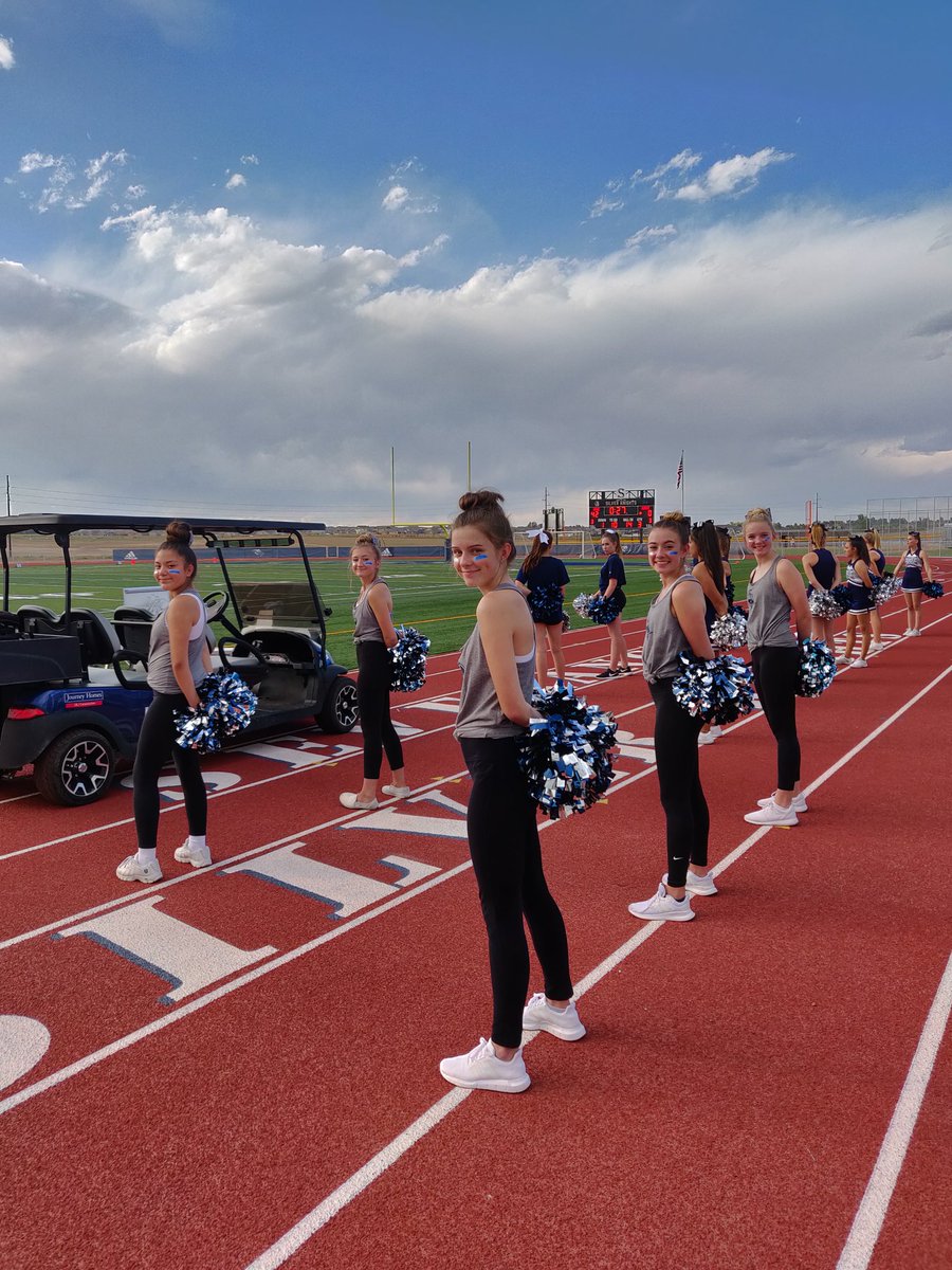 SeverancePoms's tweet photo. Another silver knights victory in the books! #UKnightedSHS #SilverKnightsAD #spiritleaders https://t.co/APRIYsrng6