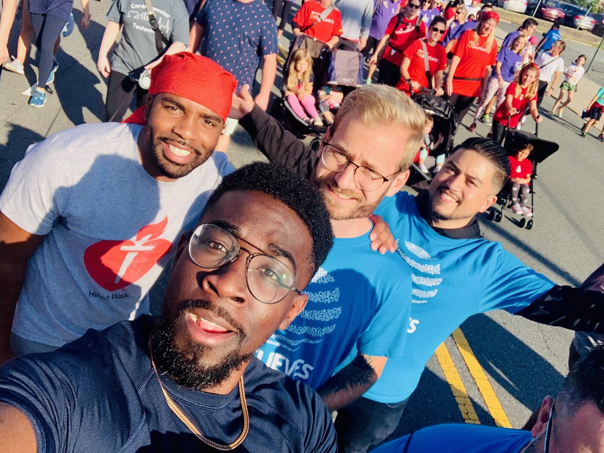 A great way to start the morning with my #CharLIT 🔥🔥 Team #AHA #CLTHeartWalk <a href="/AdamMRagab/">Adam M. Ragab</a> <a href="/404girl/">Betsy Francis</a> <a href="/MarqRodgers/">Marq Rodgers</a>