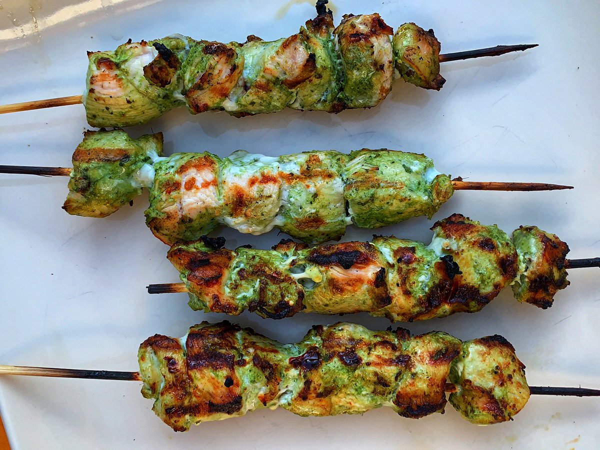 Chicken marinated with coriander and lemon 👉 bbq Skewers #foodie #instafood #bbq #chicken #character  #coriander #lemons #chutney  #barbecue #grill #meat #grilling #grilled #foodie #delicious #BBQ #foodpics #foodlover #barbeque #instaeat #kebab #nomnom24x7 #feedfeed #goodfood