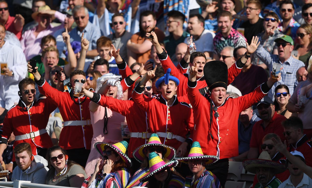 It's a cracking #FinalsDay
atmosphere at Edgbaston!
 #Blast19
