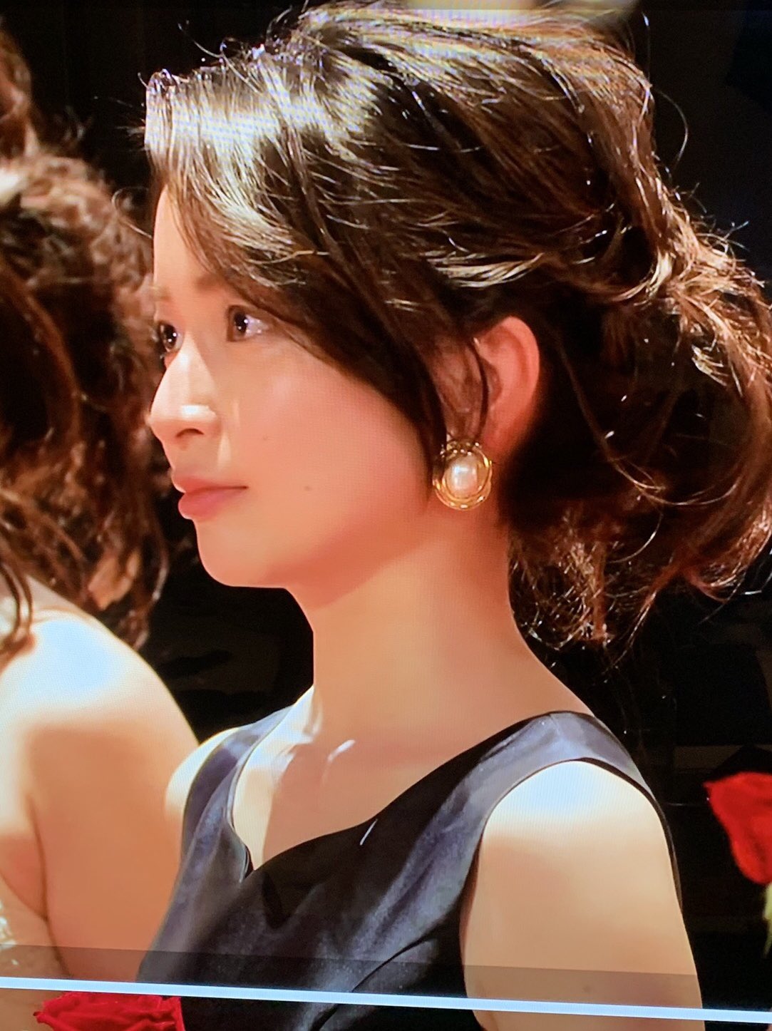 ツイッター 岩間 恵