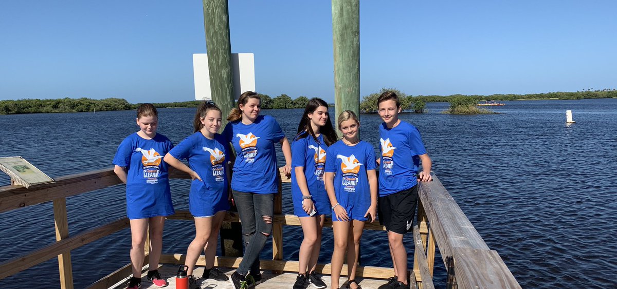 What a beautiful day to be outside taking care our world 🐬🦀🐠 Great work today! German Honor Society with us too! @rrhsknights @PascoEnvProgram #ICC2019 #InternationalCoastalCleanup