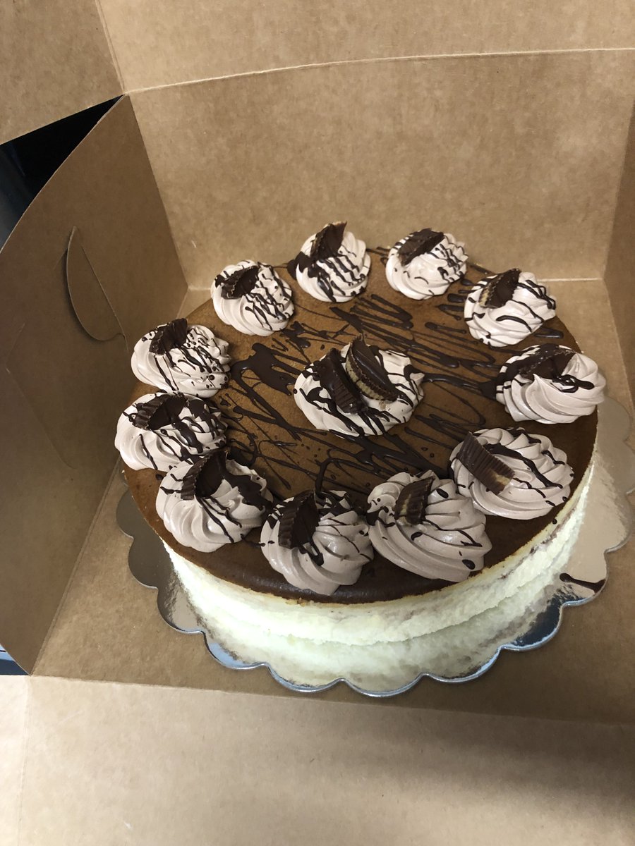 Southern Fried Pugs tweet media