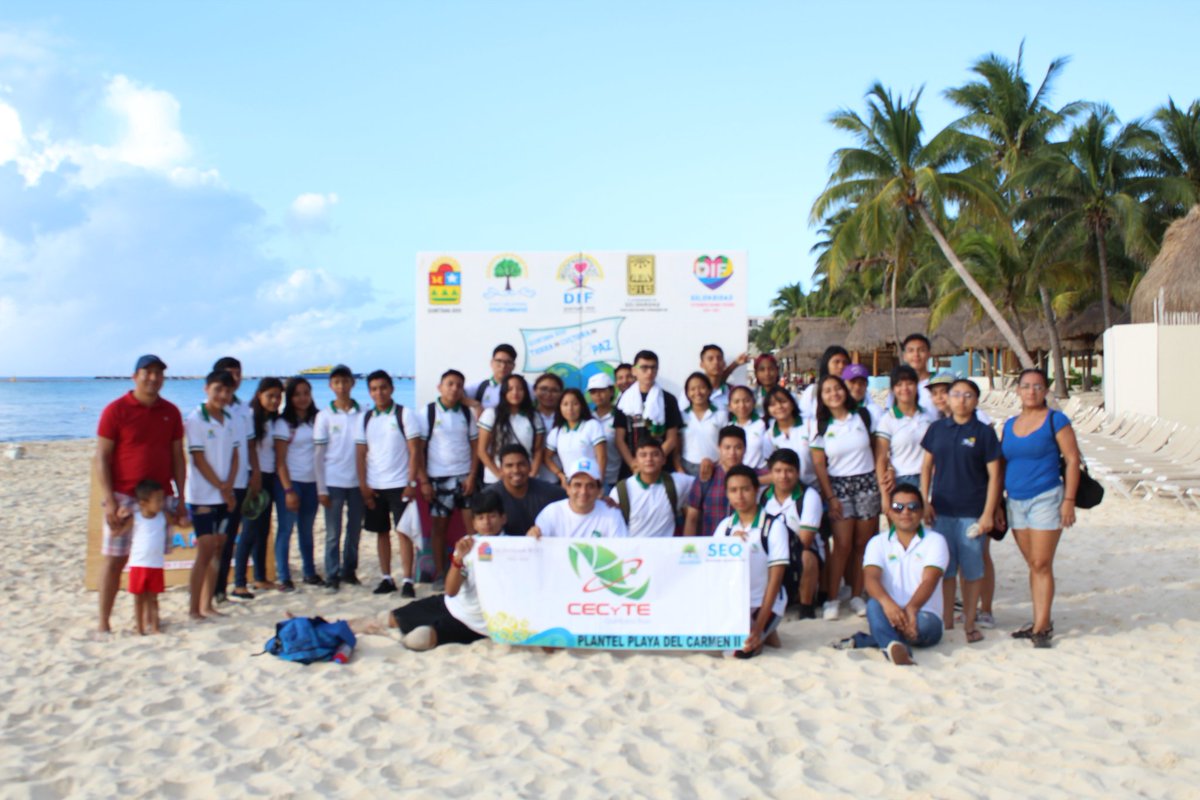 CecytePlaya2's tweet photo. “Limpieza Internacional de Costas y Cuerpos de Agua 2019”

#OrgulloCECYTE #cecyteqroo 
El día de hoy los alumnos del CECyTE plantel Playa del Carmen II se dieron cita a las 7:30 en la Playa "Shangri-La" para realizar labores de limpieza y recolecta de diversos tipos de desechos. https://t.co/d3ci5Wap6r