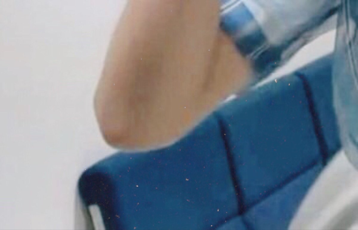 txtellybows's tweet photo. - stan elbows -

🌸 
        🌸
                 🌸
                          🌸
#MOASelcaDay @TXT_members @TXT_bighit #TOMORROW_X_TOGETHER #투모로우바이투게더 https://t.co/V3DVm5ajSW