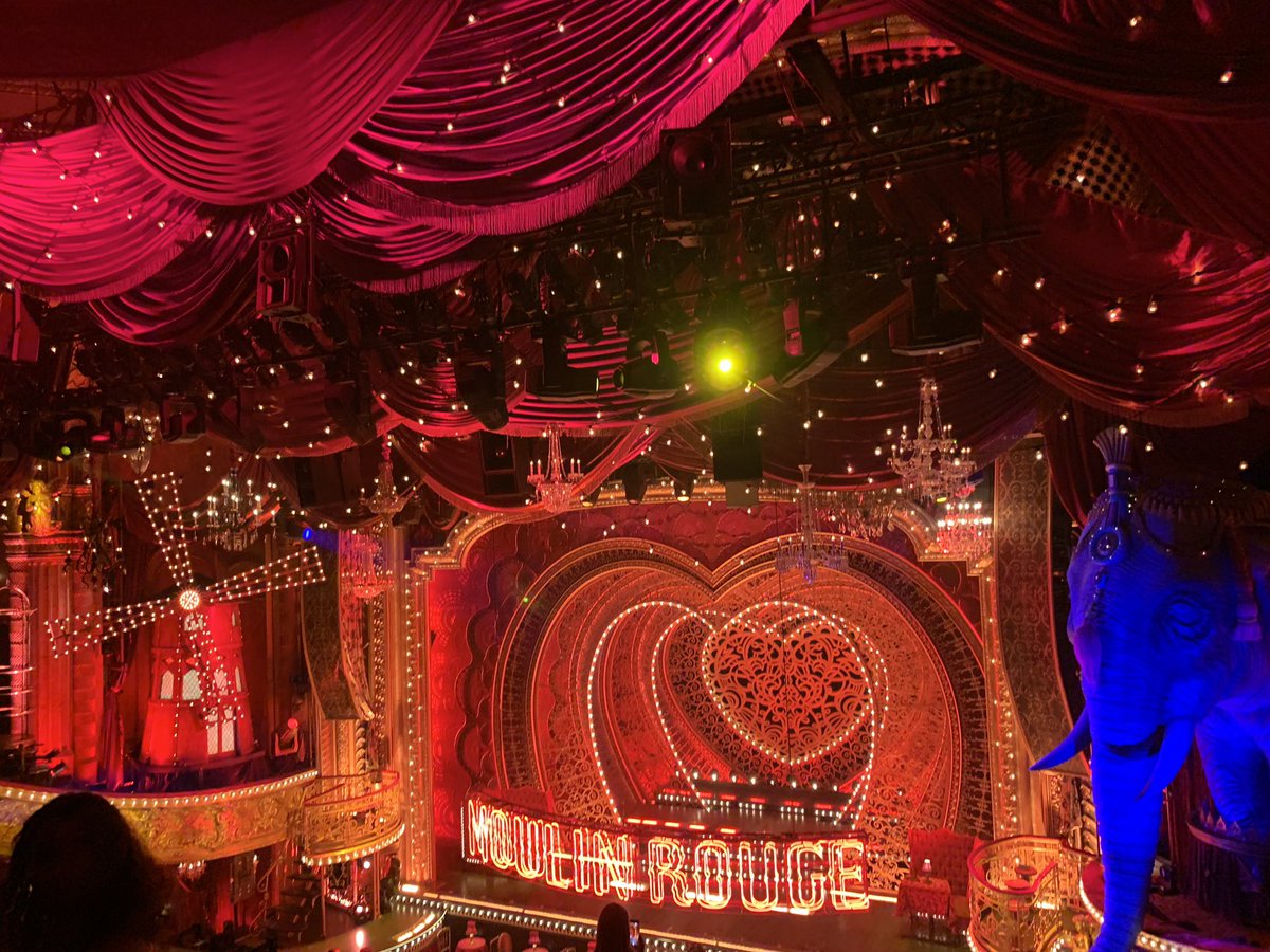 lovemedleys's tweet photo. #singleticketsweek both times i’ve been to nyc i’ve seen a show alone! it was really fun!! 🥰 https://t.co/gQSBPV26aK