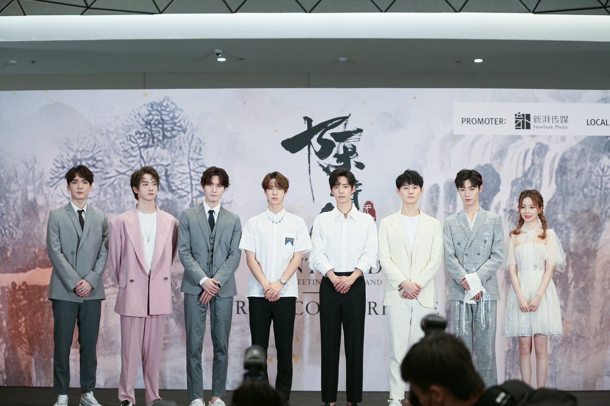 WeTVThailand's tweet photo. ประมวลภาพ #TheUntamedFanMeetingInThailand 🇹🇭❤️ #สุยเปี้ยนxWeTV ใครมีรูปบรรยากาศการมาไทยของพวกท่านแชร์กันหน่อยเร็วววววว!

#WeTVth
#WeTVแอปดีบอกต่อ https://t.co/G9kSFXDXsO
