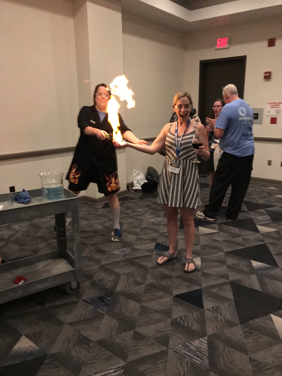 shames_lab's tweet photo. Shakes lab grad students @ashley_jo_marie and @TshegoNgwaga lighting it up at the 2019 #MMPC! #Toledo #KStateBio https://t.co/YaV9vXAKqm