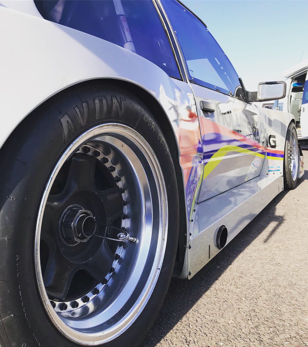 309Team's tweet photo. A broken turbo, silencer blew apart, and boost hose burst in qualifying and race 1 but the team worked their magic to get it all fixed!! 👌🏻Starting from 7th, Danny is in a better place to make some noise! #309 #peugeot #peugeot309 #whatateam #thruxton #holmesracing #team309 https://t.co/KEDXTdLmQm