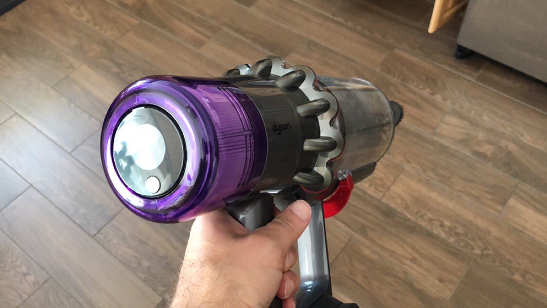 bj_bradley's tweet photo. @IbottaApp @IbottaApp My mom always wanted a Dyson.  So to say thanks for everything they have done for me, I bought them a @Dyson  cordless vac with my Ibotta cash. #IbottaTouchdownGiveaway https://t.co/K0To6GmY4I