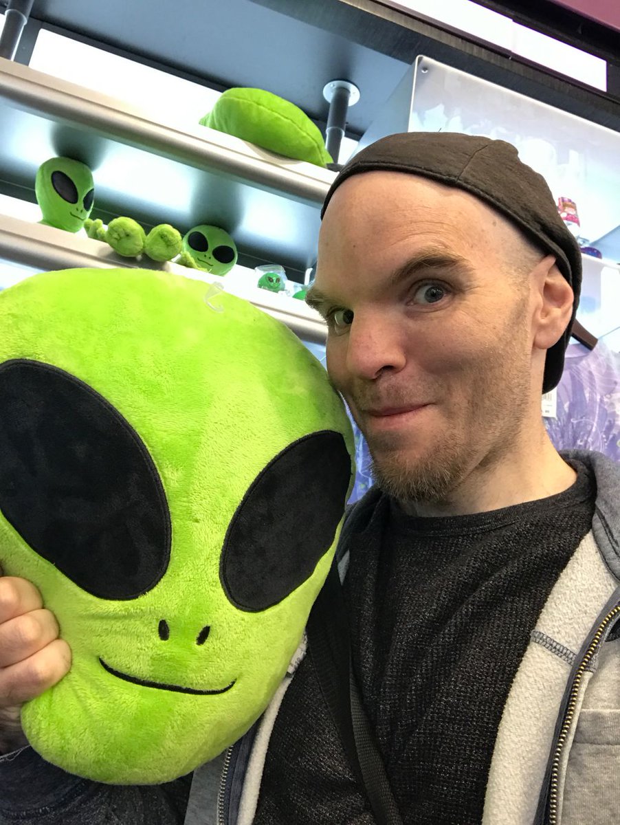 RadioJennyFm's tweet photo. #onAir today
6pm @univ_nation with @alexmorph
7pm @CortiOrgan Audiogram
9pm @airwavemusic #LCDSessions
11pm @MladenTomic Get Connected
0pm @oscarlmusic D-Mix
1pm @cristianvarela #Radioshow
#trance #progresive #techno
#streaming here https://t.co/XoLNzYWixN https://t.co/dLL7Oix1CQ