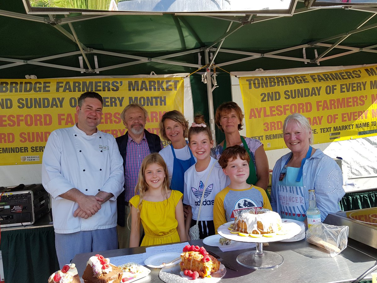 TWellsFoodFest's tweet photo. Our bake off finalists
Well done
Wonderful cakes.
#twfdf19 #rtwfoodmonth #eatlocal #local #visittunbridgewells #foodfestival https://t.co/YxzjRVdx73