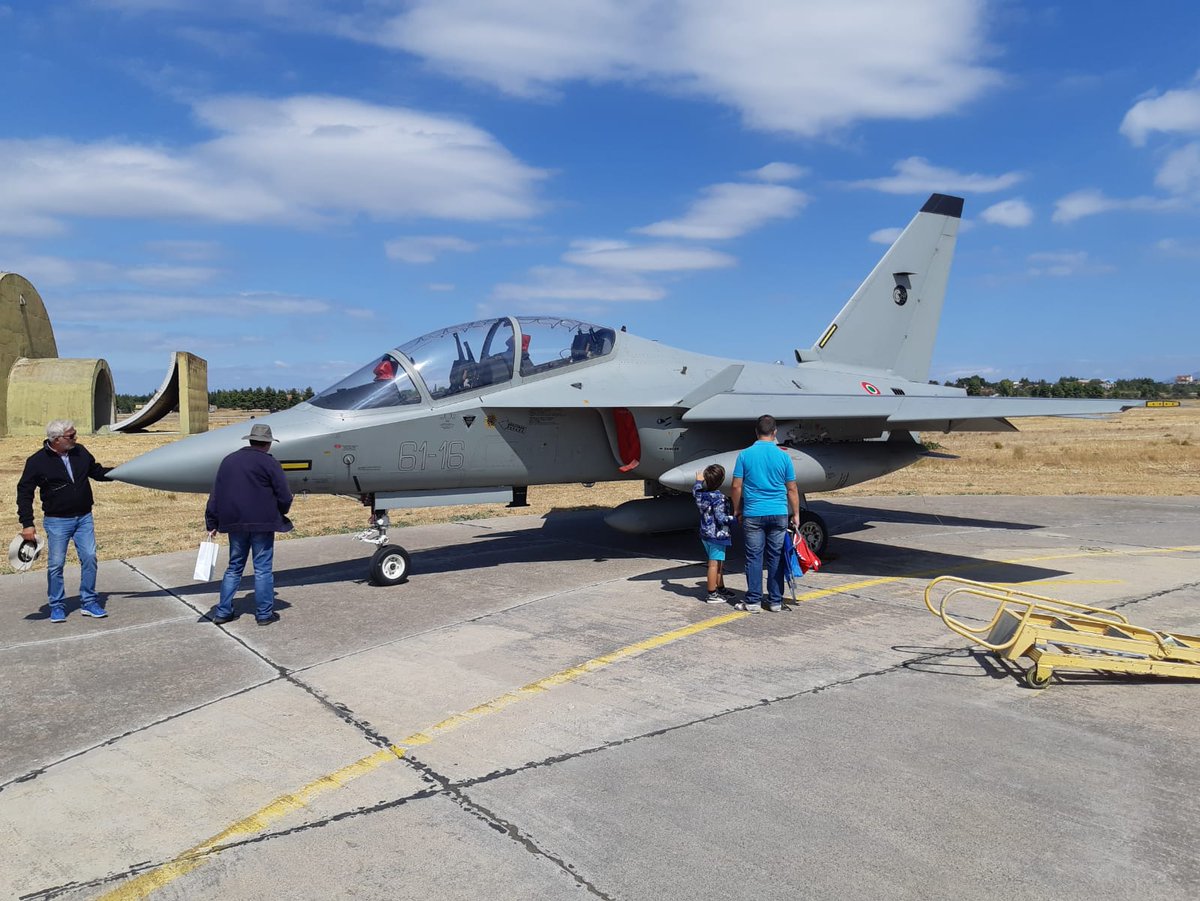 LDO_Aeronautics's tweet photo. This year at the @AthensFlyinWeek visitors will have the chance to have a close look at the @ItalianAirForce's #T346 and #MB339CD, two aircraft that are the state-of-the-art for #training worldwide #AFW #AFW2019 #M346 #Leonardo https://t.co/6JzF9qJpM1