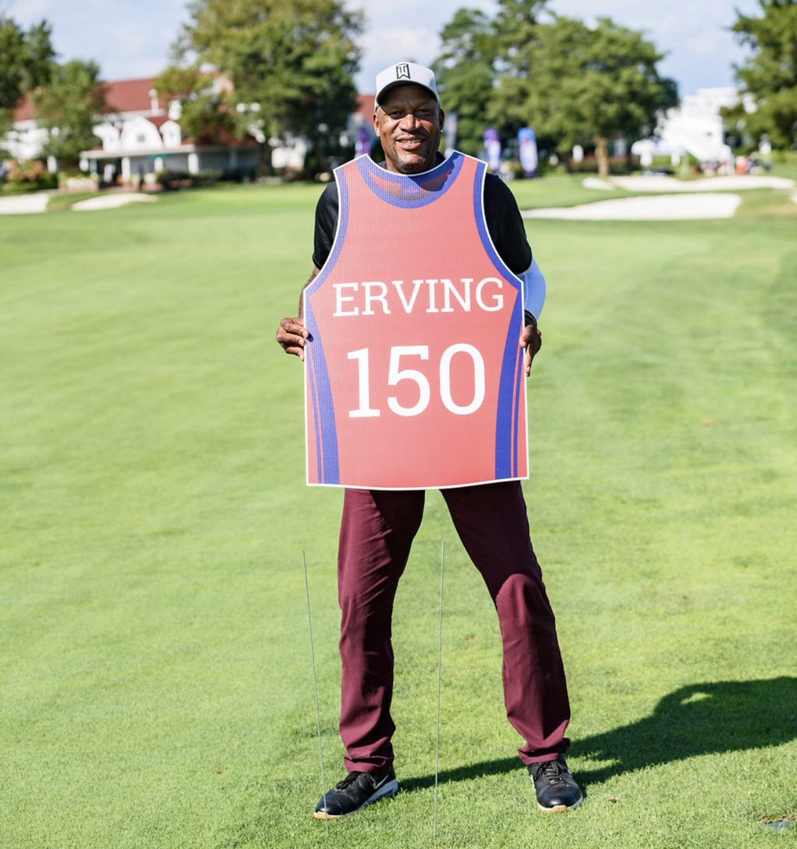 ErvingClassic's tweet photo. NBA Legend Ron Harper @HARPER04_5 holding up our @juliuserving 150 Jersey Markers! This is how you golf in style! ⛳️ @nba @borgataac @mgmresortsintl @toyota @delta @jeffersonuniv #Golf https://t.co/OT3Eaco1l5