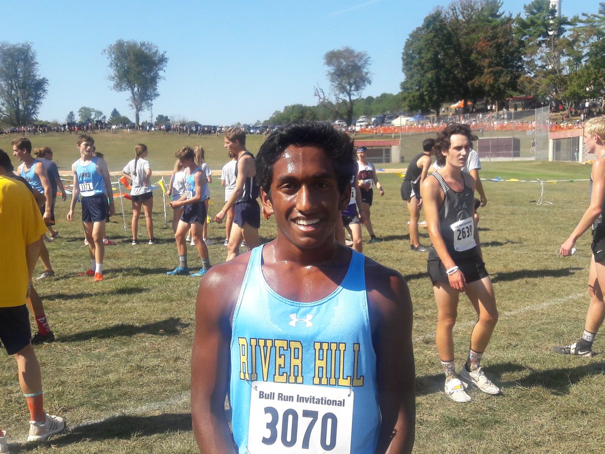 What heat? <a href="/anish_nanjappa/">Anish Nanjappa</a> goes 15:43 (unofficial) FTW,  one of the top three times on the post-2013 Hereford course! #BullRunInvite