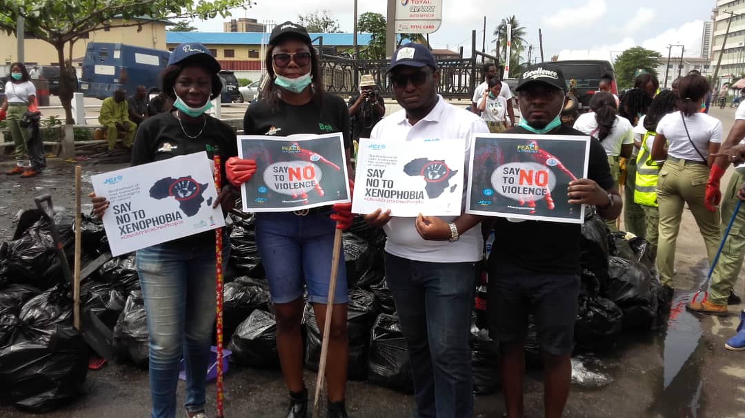 lady_vvi's tweet photo. #peaceday #actforpeace #peace #notoxenophobia #notoviolence #united #jcing https://t.co/ptFAXk7WgL